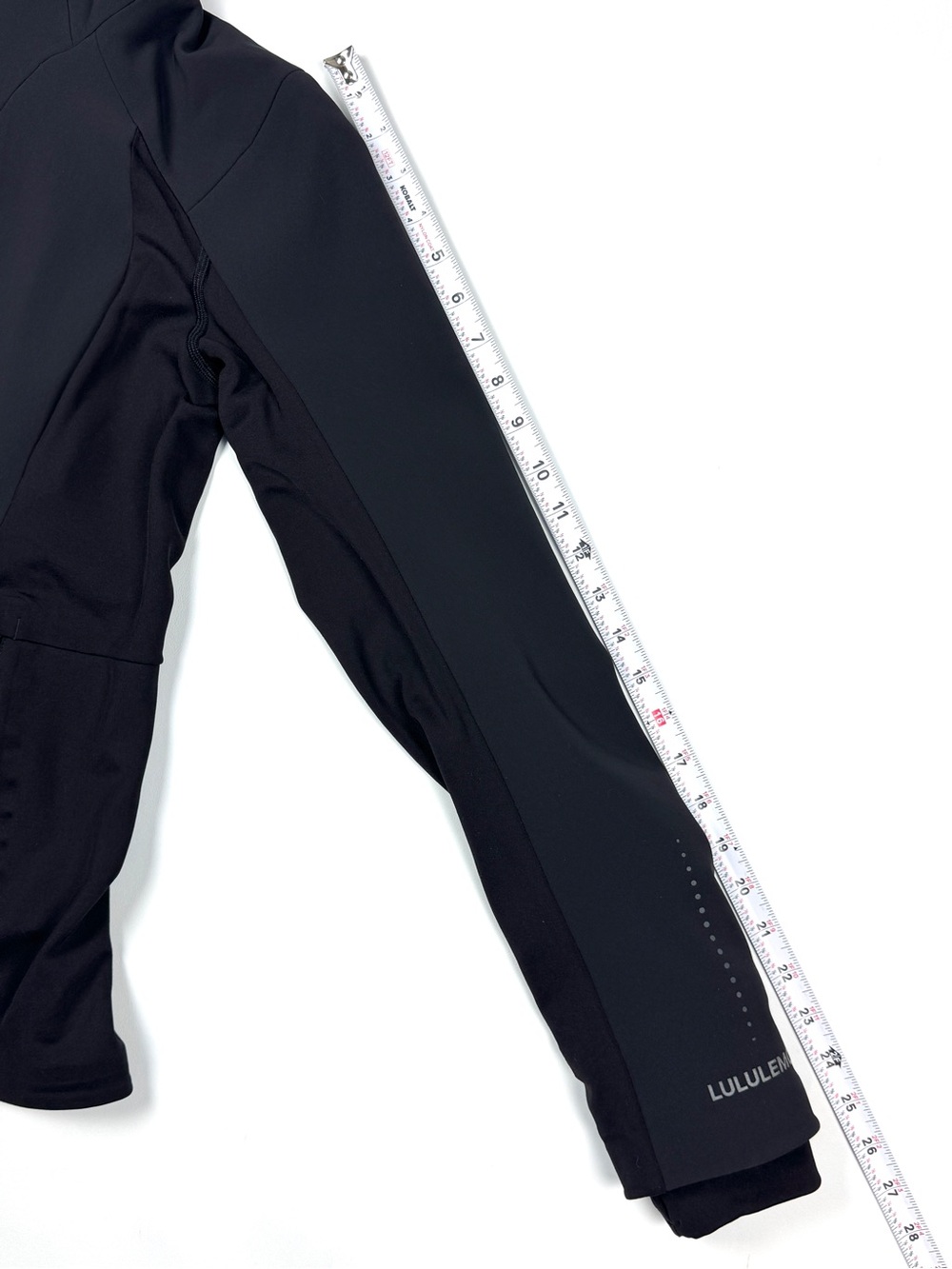 lululemon Cross Chill Black Jacket *RepelShell Size 10 - Picture 15 of 16